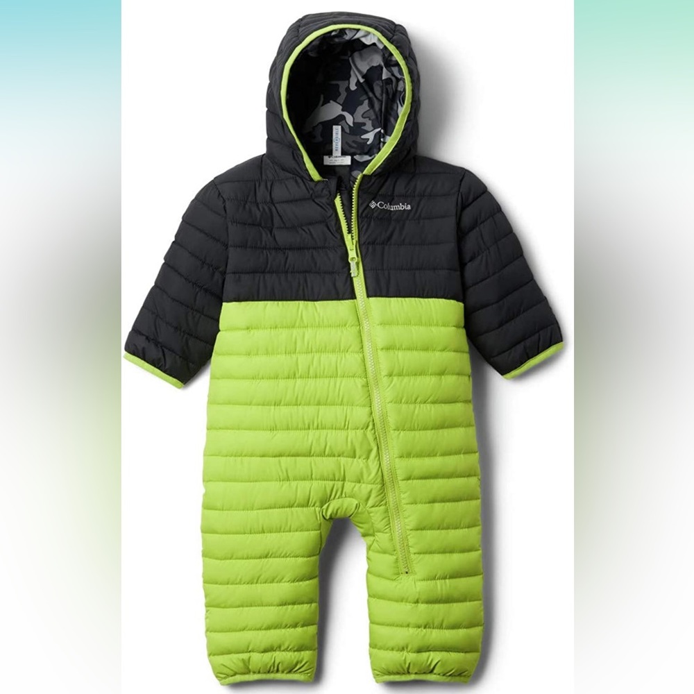 NWOT Columbia reversible bunting, never worn, size 3-6 months camo blk green